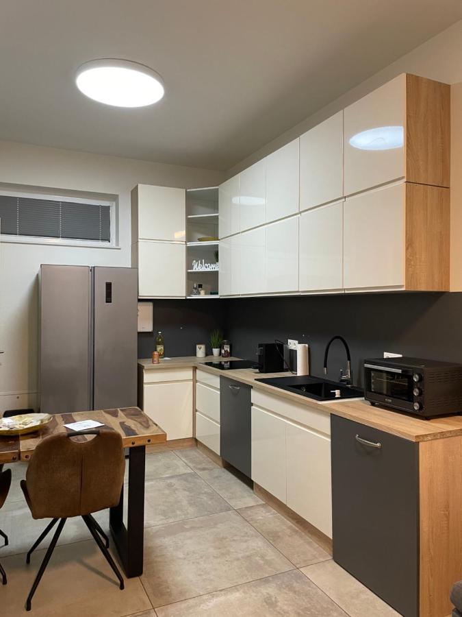 Gartenwohnung Mit Terrasse Und Parkplatz Graz Ngoại thất bức ảnh